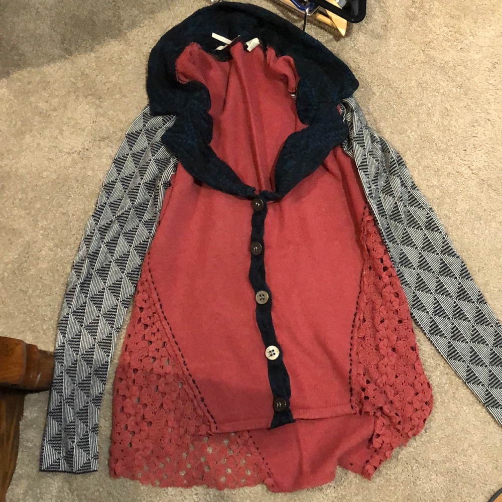 very cute cardigan